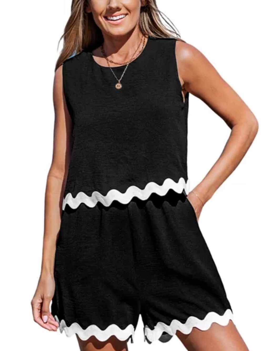 Cupshe Women’s black Romper size XL